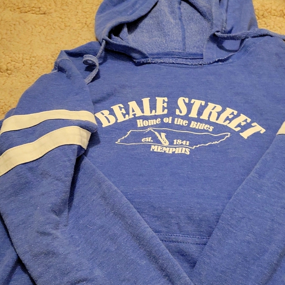 Hoodie, great condition. Extremely soft.